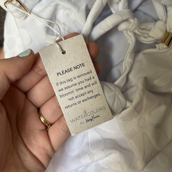 KENNY FLOWERS 🤍 THE SANTORINI - WHITE FLORAL JACQUARD UNDERWIRE ONE PIECE - Picture 13 of 15